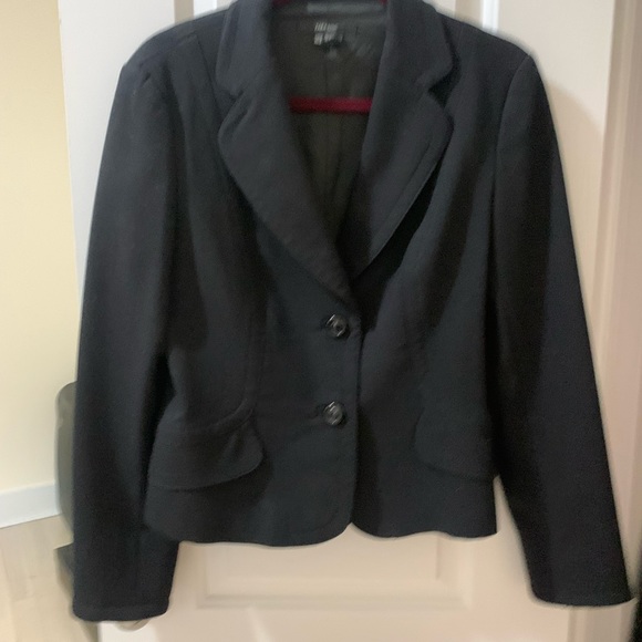Zara Basic Black heavy weight winter blazer - fitted and cropped - Picture 3 of 4